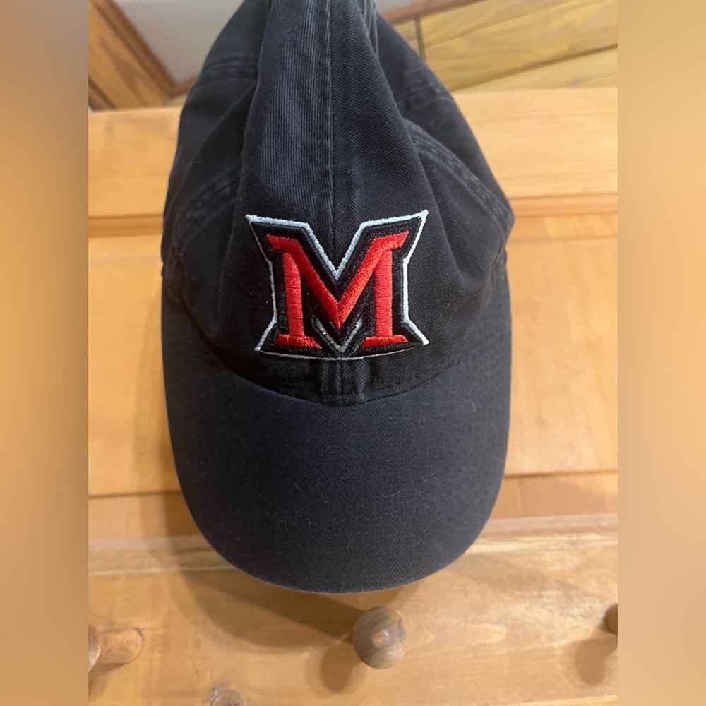 Miami University Redhawk fitted hat size small - Picture 2 of 4